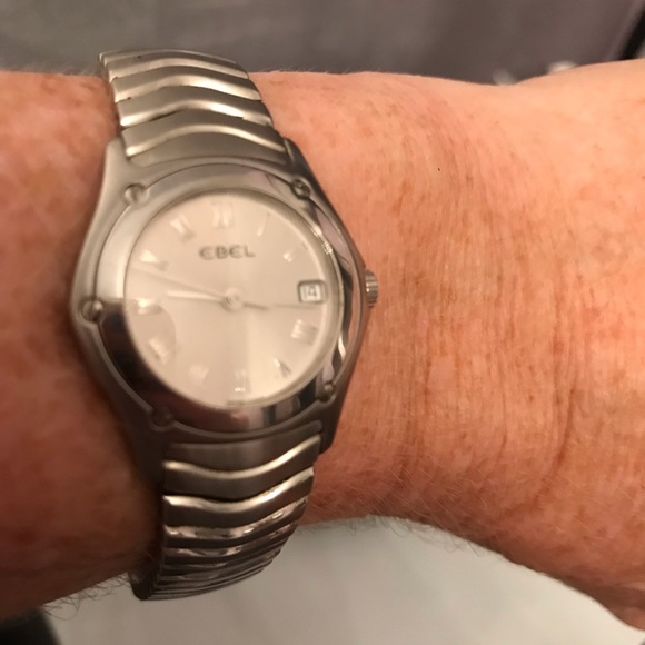 Ebel Classic Wave Watch main image 6